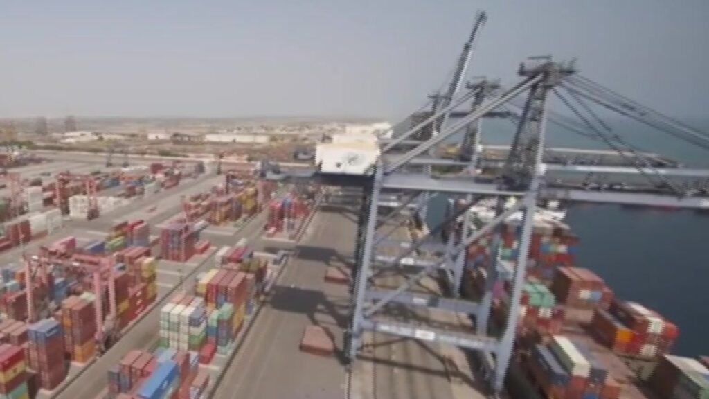 China announces countermeasures by raising tariffs on US goods from