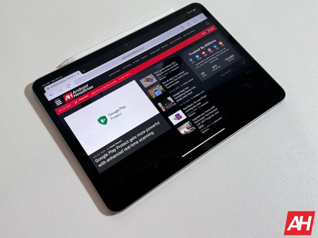 Apple's gigantic iPad Fold reportedly on track for a 2026