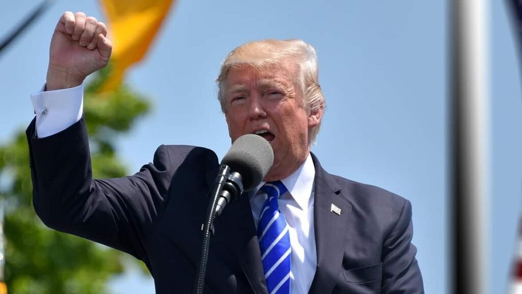 Trump Tariffs Are Reshaping the Smartphone Industry — And Consumers