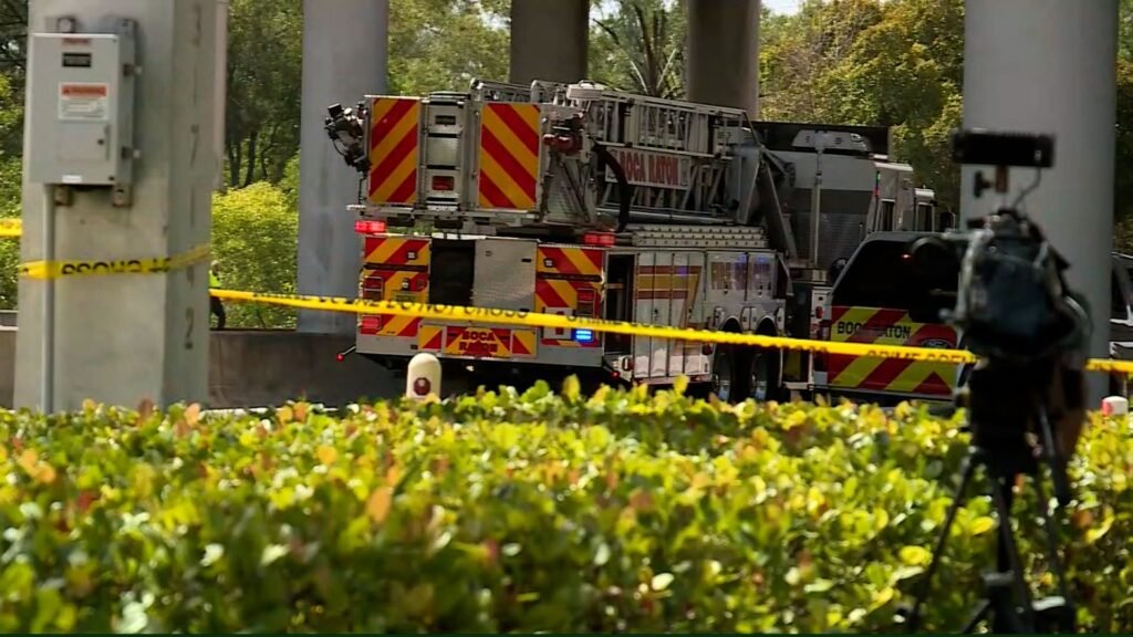 3 people killed after small plane crashes on busy Boca